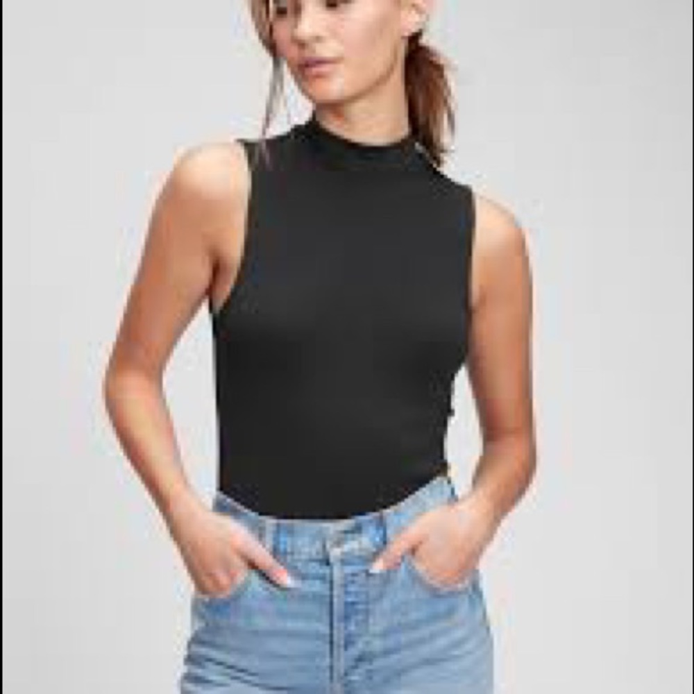 GAP sleeveless mock neck